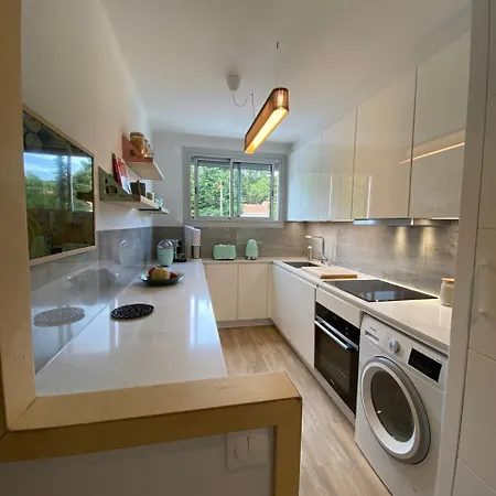 Appartement Le Mistral, Superbe 2 Chambres, Vue Proximite Plage, Parking Gratuit